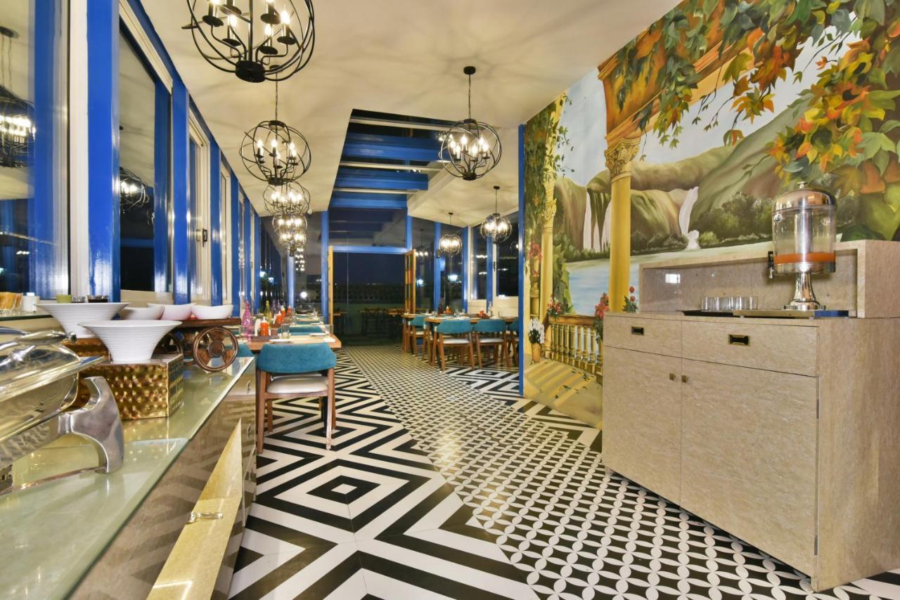 Hotel Infa Amritsar Esterno foto